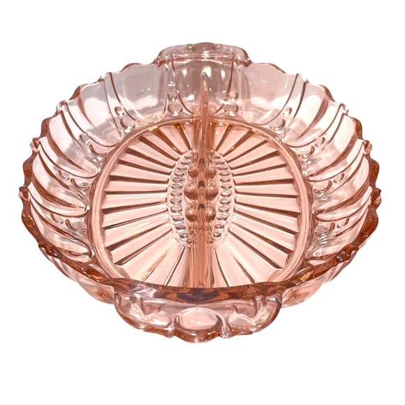 Vintage 1930s Anchor Hocking Relish Dish Depression Glass Oyster and Pearl - Picture 4 of 9